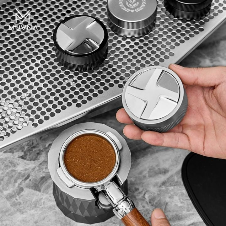 MUVNA - Zelflozende zwaartekrachtverdeler grijs 58,35 mm Koffie Kenner