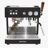 https://s3.eu-central-1.amazonaws.com/media.koffiebranderijdekoepoort.nl/media/737/Baby-T-Zero-Zwart.jpg