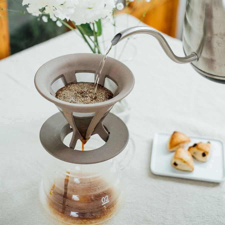 Hario Baton Cafeor Dripper 02 HARIO
