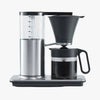 Wilfa Classic Tall filterkoffiemachine in roestvrij staal uitvoering met glazen kan. Beste koffiesmaak dankzij optimale brouwtemperatuur.