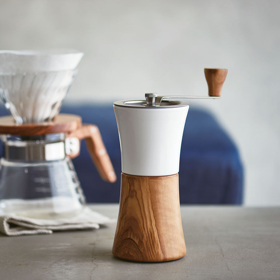 Hario Olive Wood Handmatige Koffiemolen Koffie Kenner