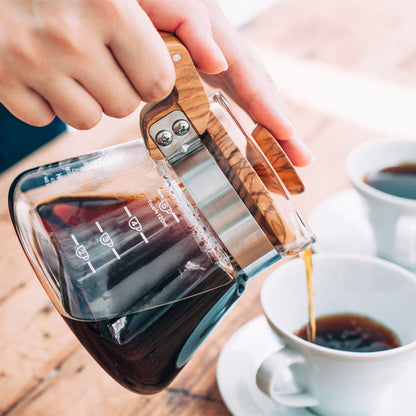 Hario Coffee Server met Olijfhouten Handgreep Koffie Kenner