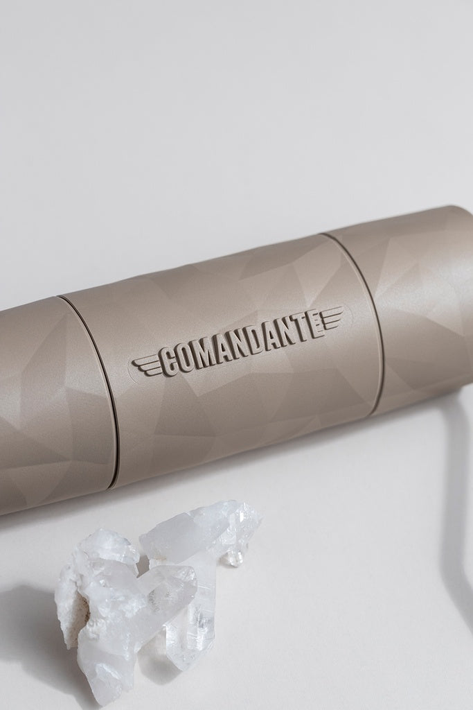 Comandante X25 Trailmaster Outdoor Grinder Koffie Kenner