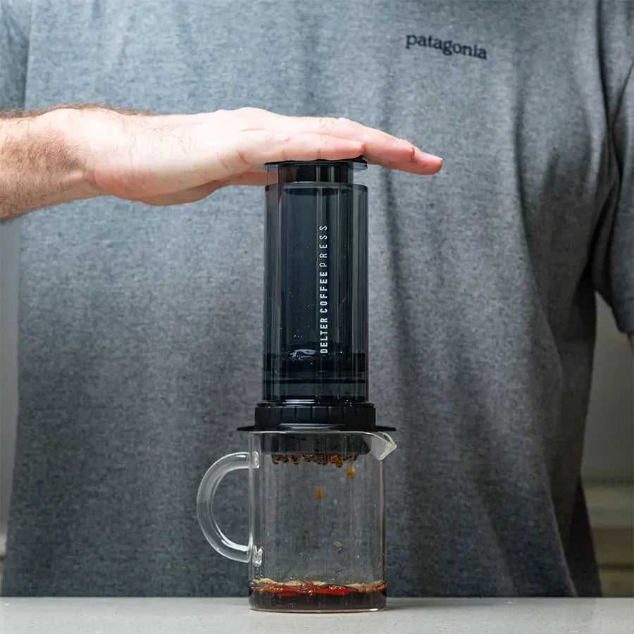 Delter Coffee Press Koffiepers Jet‑Seal Grijs (Limited Edition)