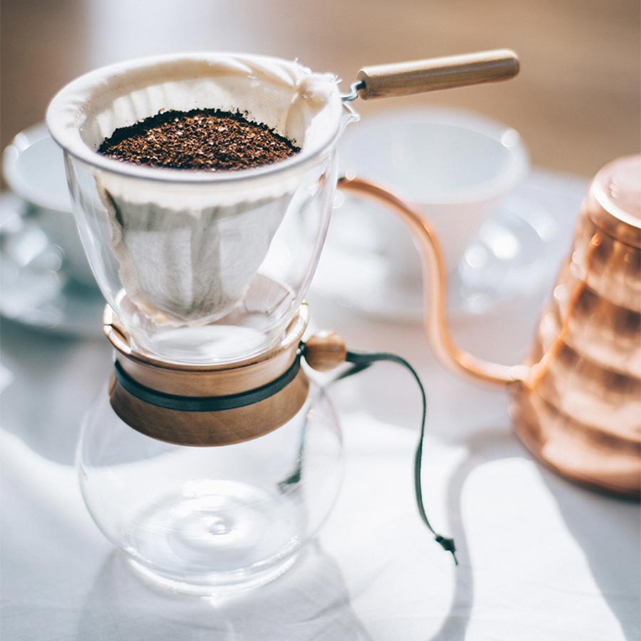 Hario Drip Pot 480ml Olijfhout Koffie Kenner