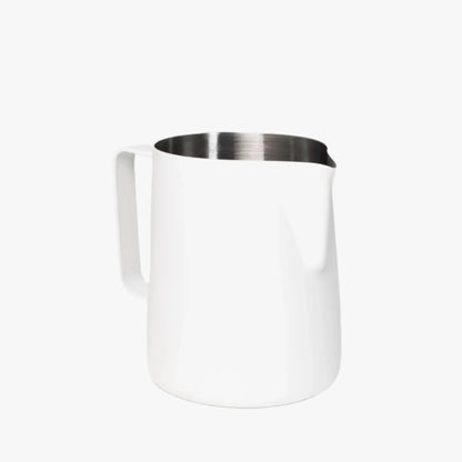 https://cdn.shopify.com/s/files/1/0920/8548/5951/files/Essentials_pitcher_350_white-scaled.webp?v=1760093863