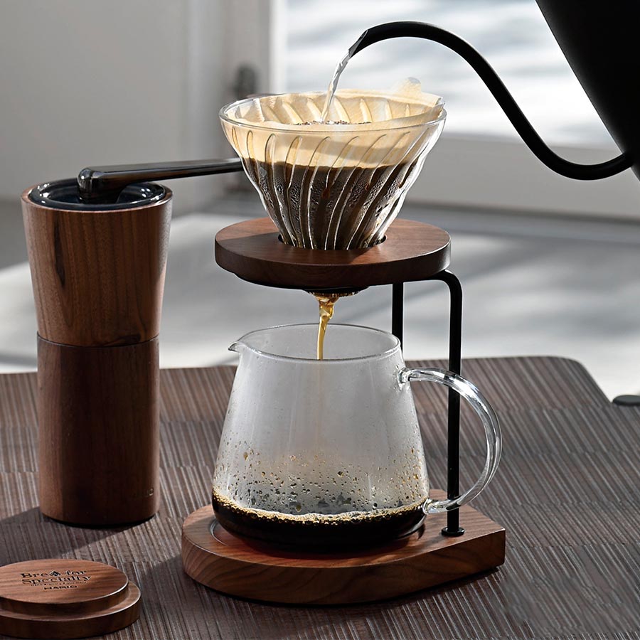 Hario V60 Glazen Dripper Walnoot HARIO