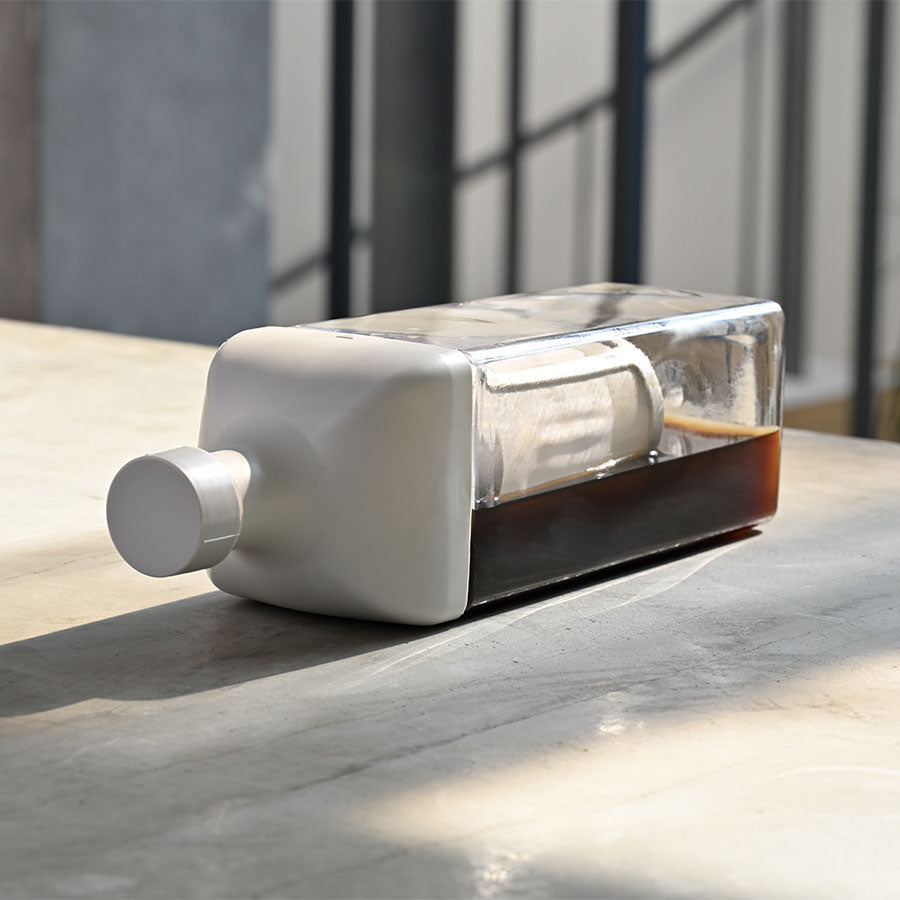 Hario Ka-Ku Cold Brew Fles Koffie Kenner