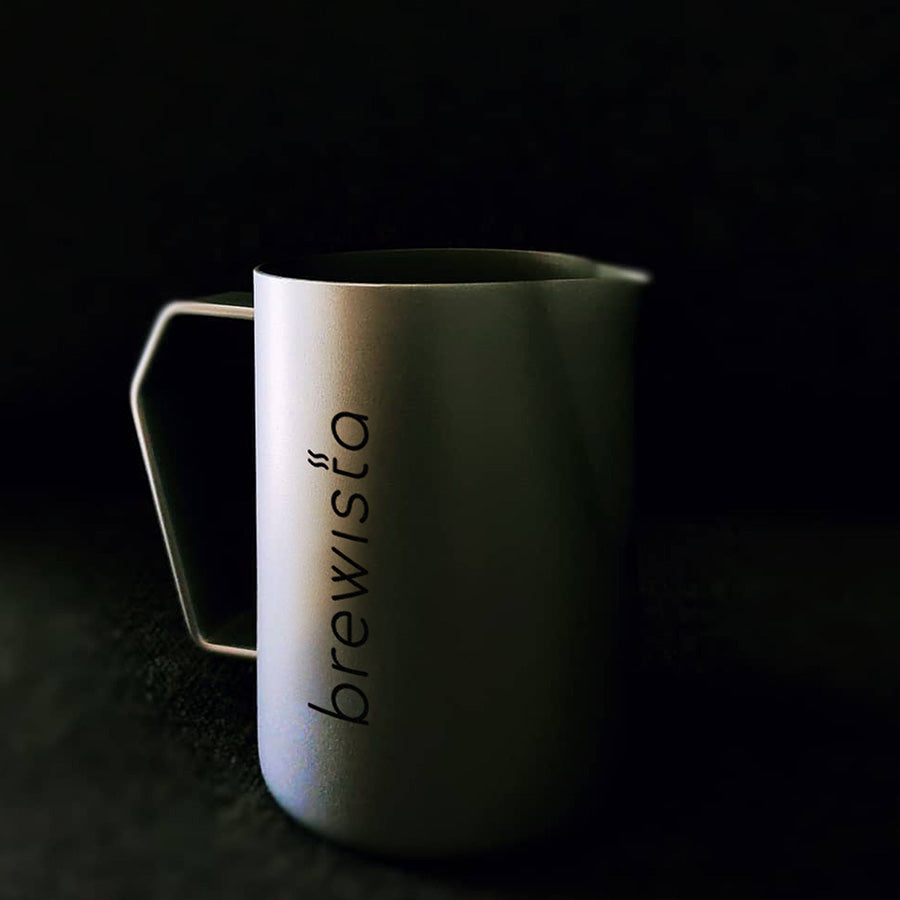 Brewista Precisie Melkkan Mat Zilver Koffie Kenner