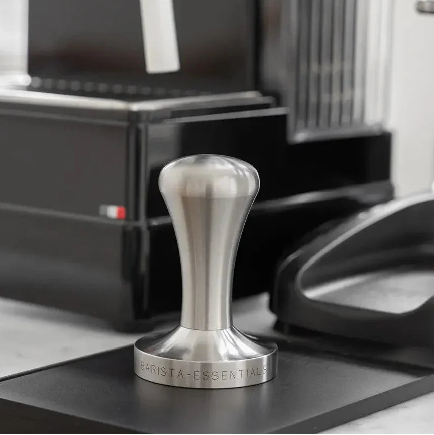 https://cdn.shopify.com/s/files/1/0920/8548/5951/files/Tamper_rvs_58-1.webp?v=1760100699