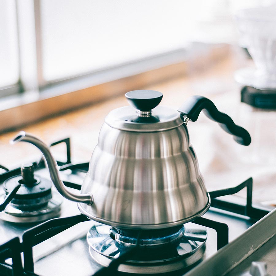 Hario V60 Buono Dripketel - Haarlijn Zilver Koffie Kenner