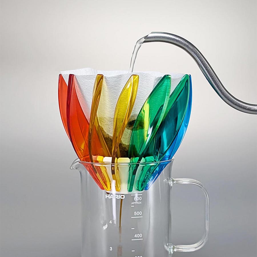 Hario V60 Suiren Dripper Regenboog Koffie Kenner